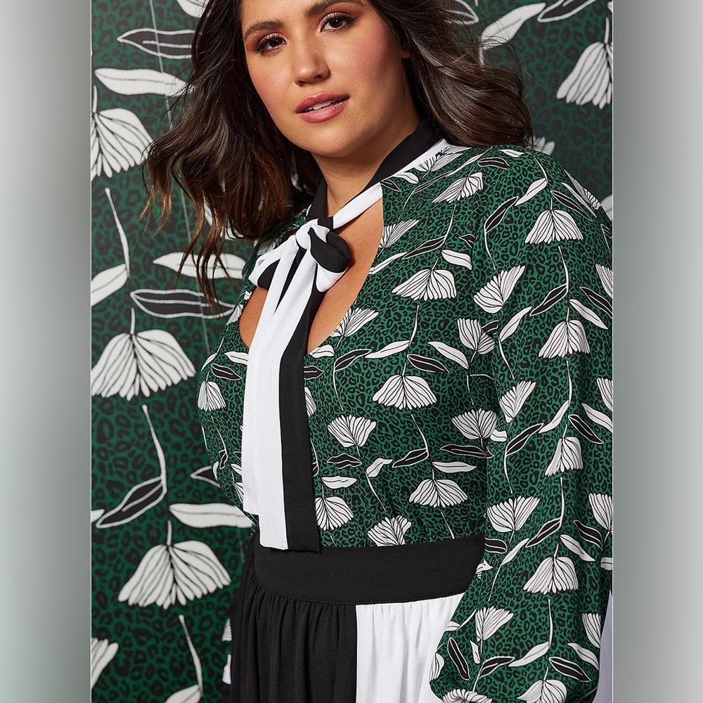Torrid chiffon blouse
